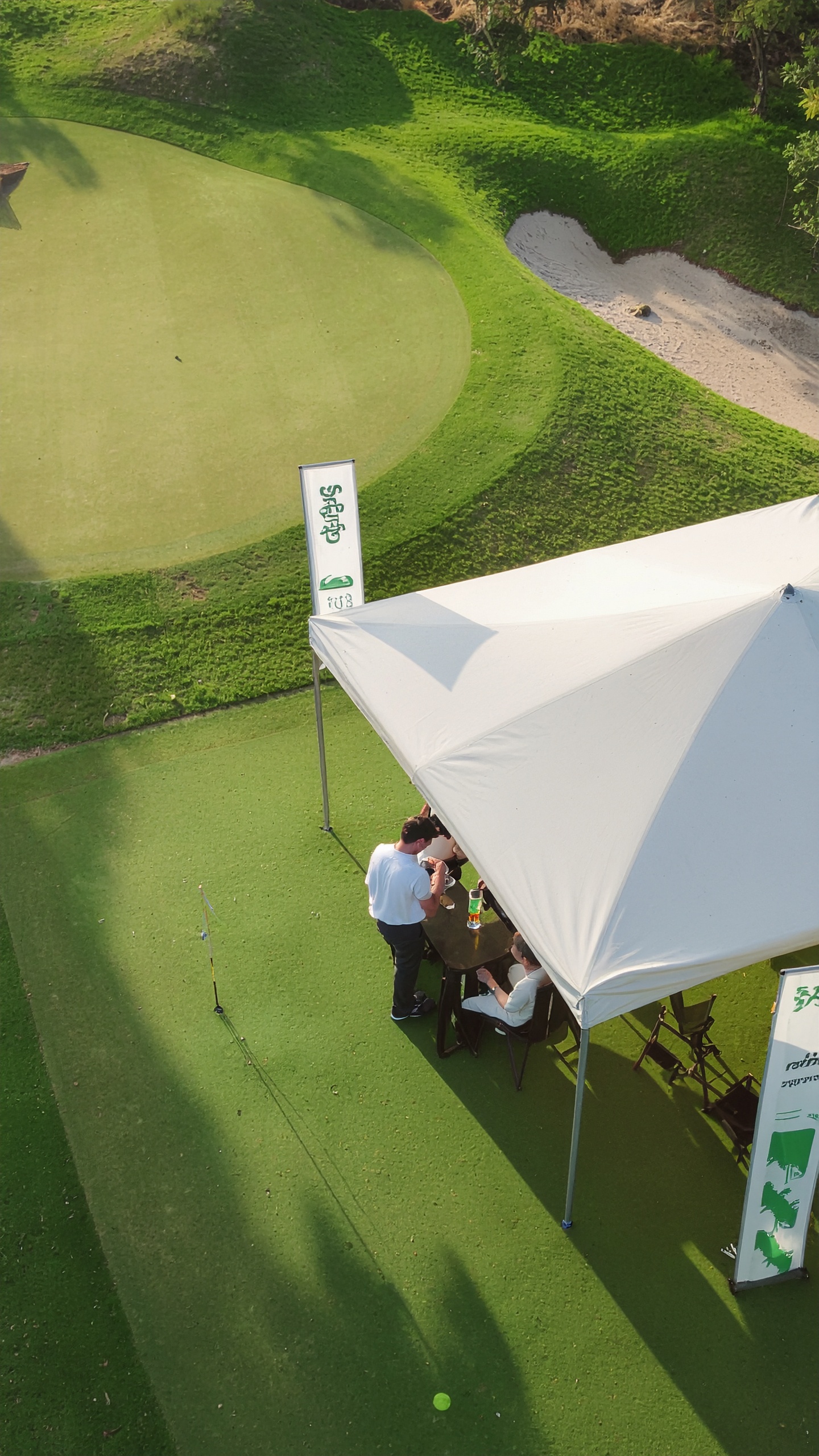 Hoyo Patrocinado con señalética